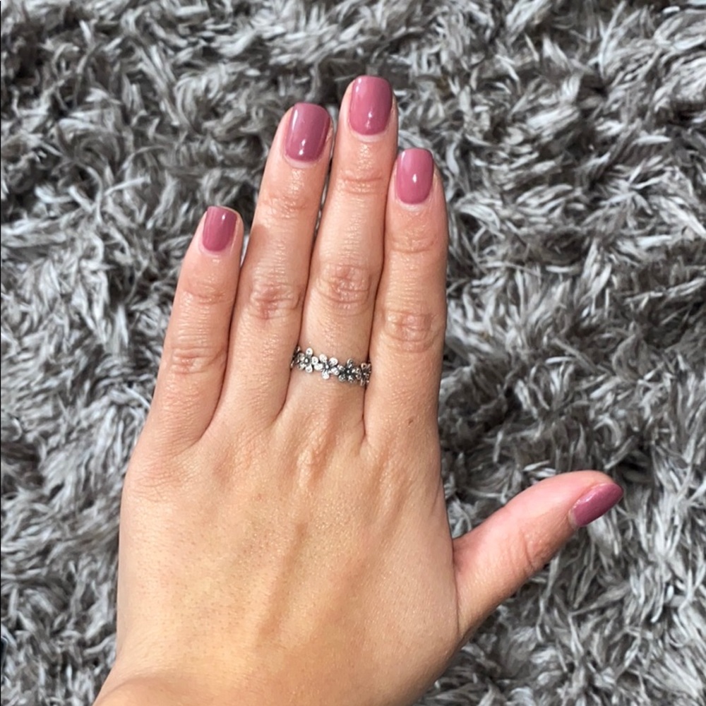 Pandora daisy ring, Size 7